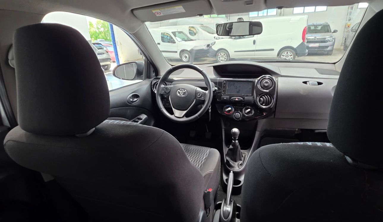 TOYOTA ETIOS XLS 1.5 6M/T