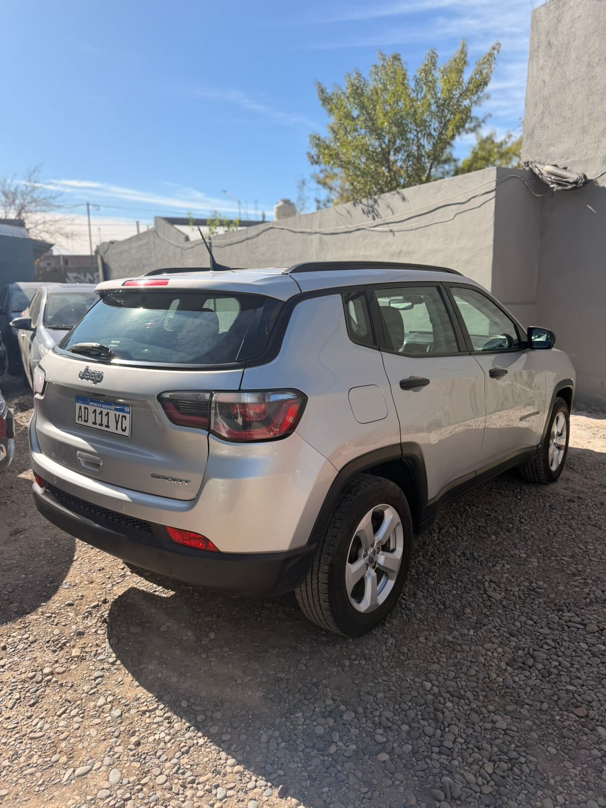 JEEP COMPASS SPORT 2.4 MT6 FWD