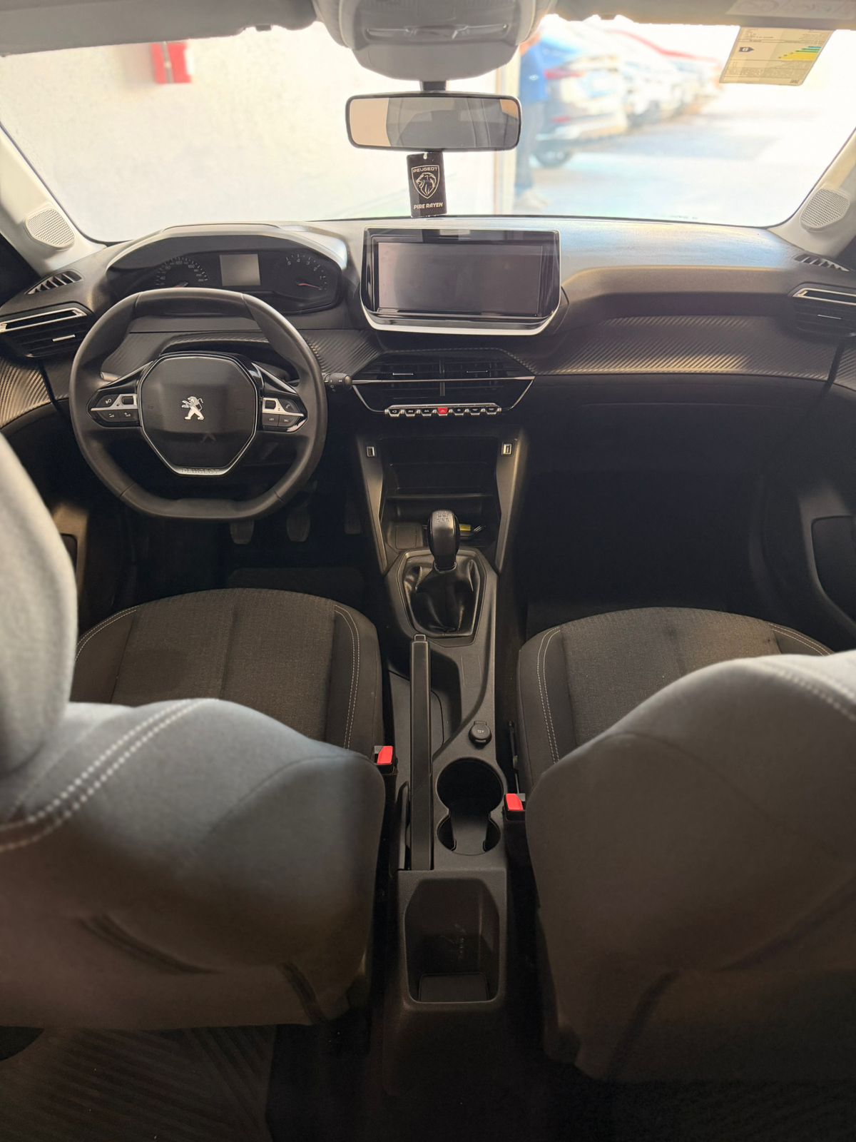 208 NEW LIKE	PEUGEOT